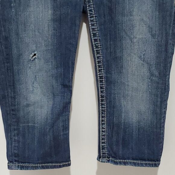 SILVER Tuesday dark wash crop jeans - Picture 3 of 8